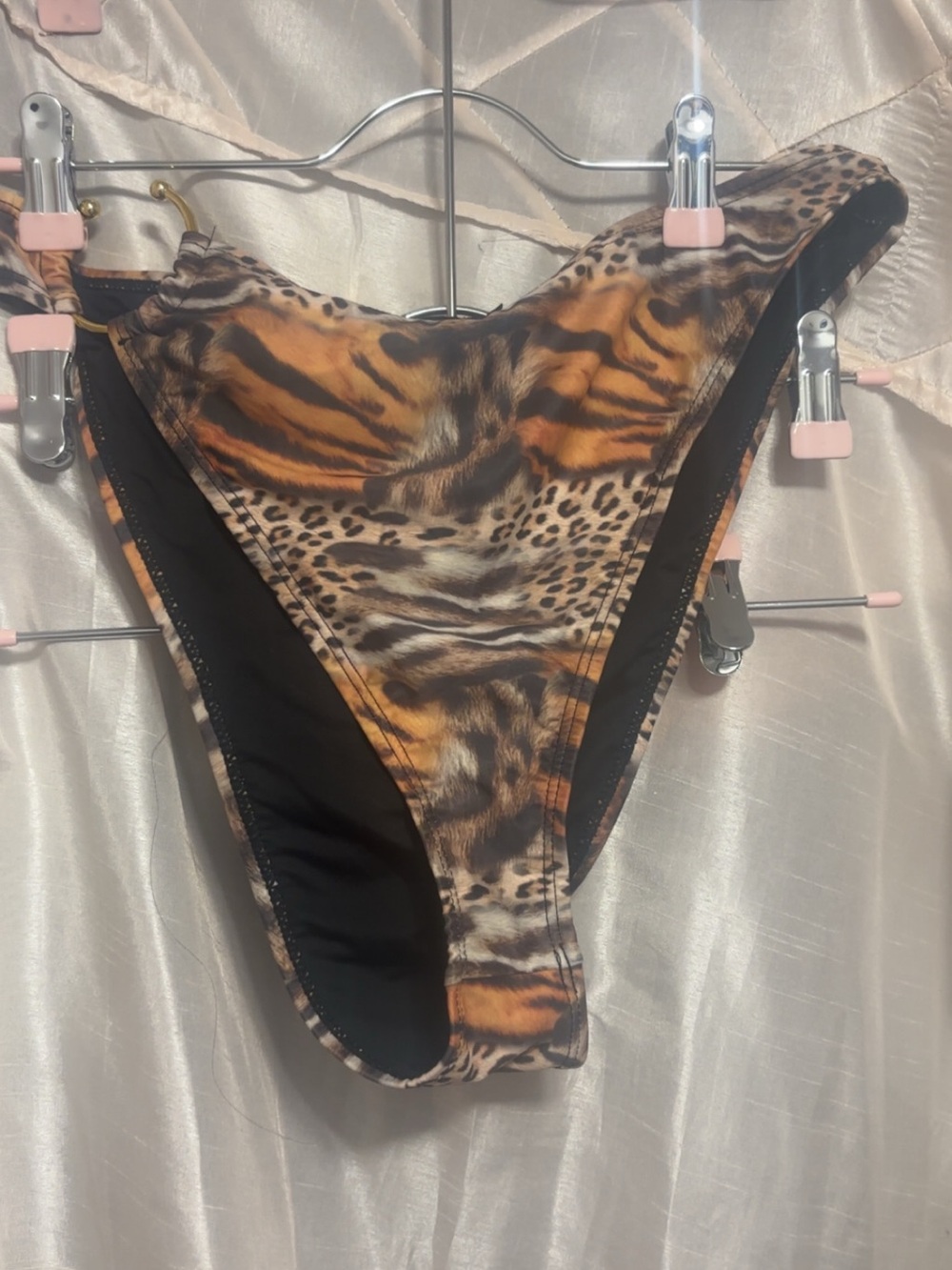 One Piece Subcategory Identification